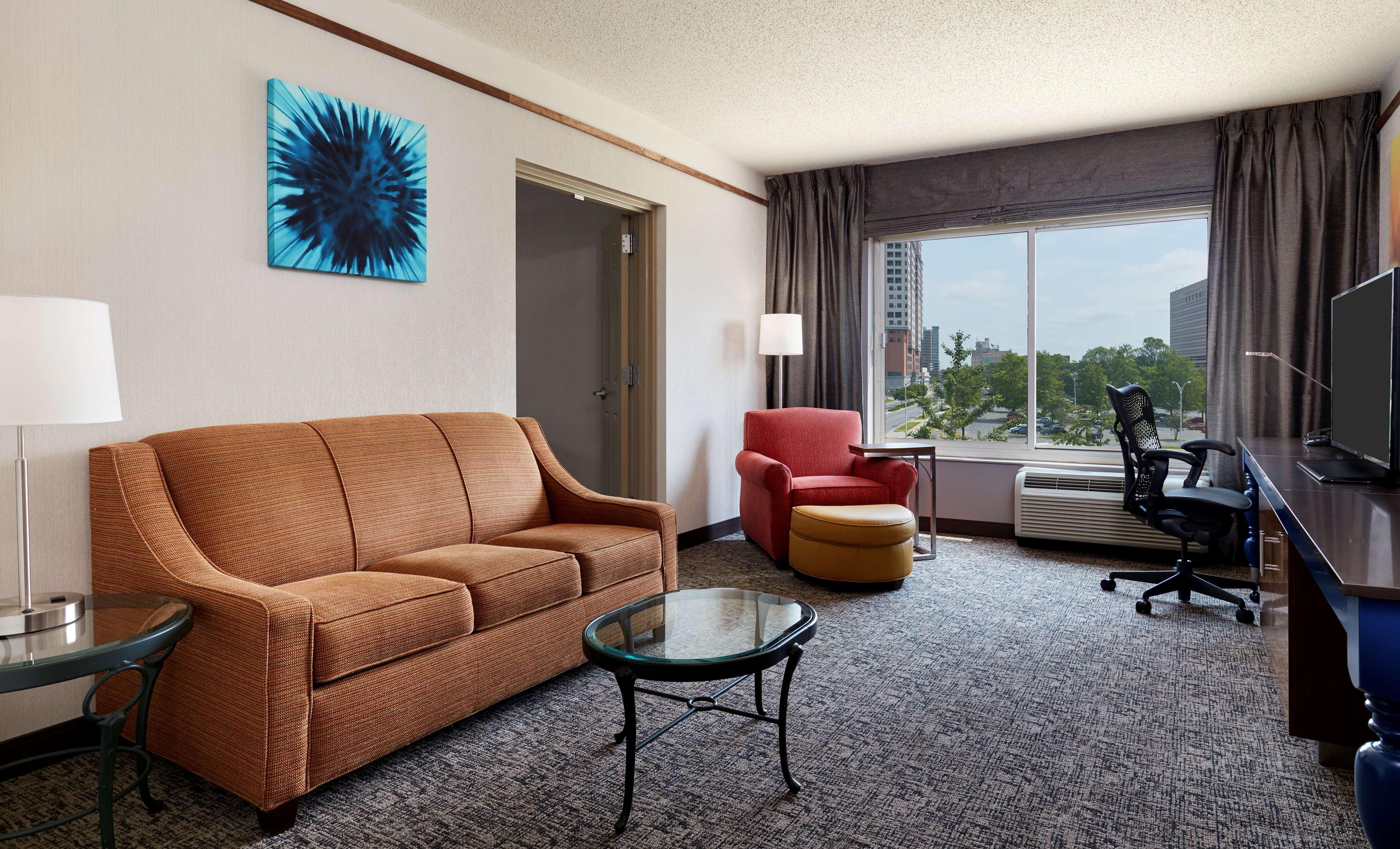 Hilton Garden Inn Charlotte Uptown Экстерьер фото